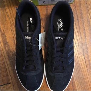Adidas sneakers size 7